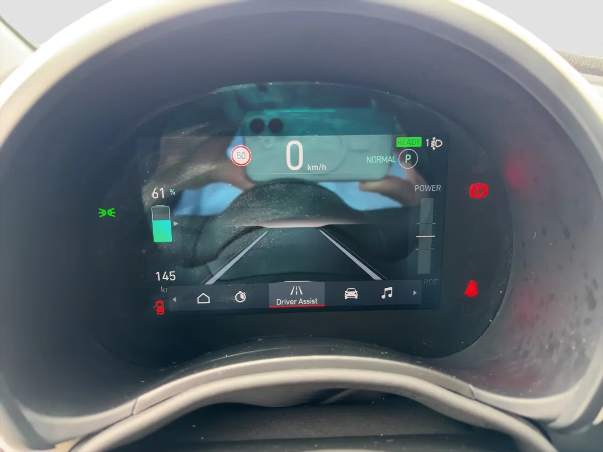 Icon 118pk 42 kWh | SOH 93% |  Navigatie | Climate control | Bluetooth | LM Velgen | Cruise control | Regensensor | Verkeersborddetectie |