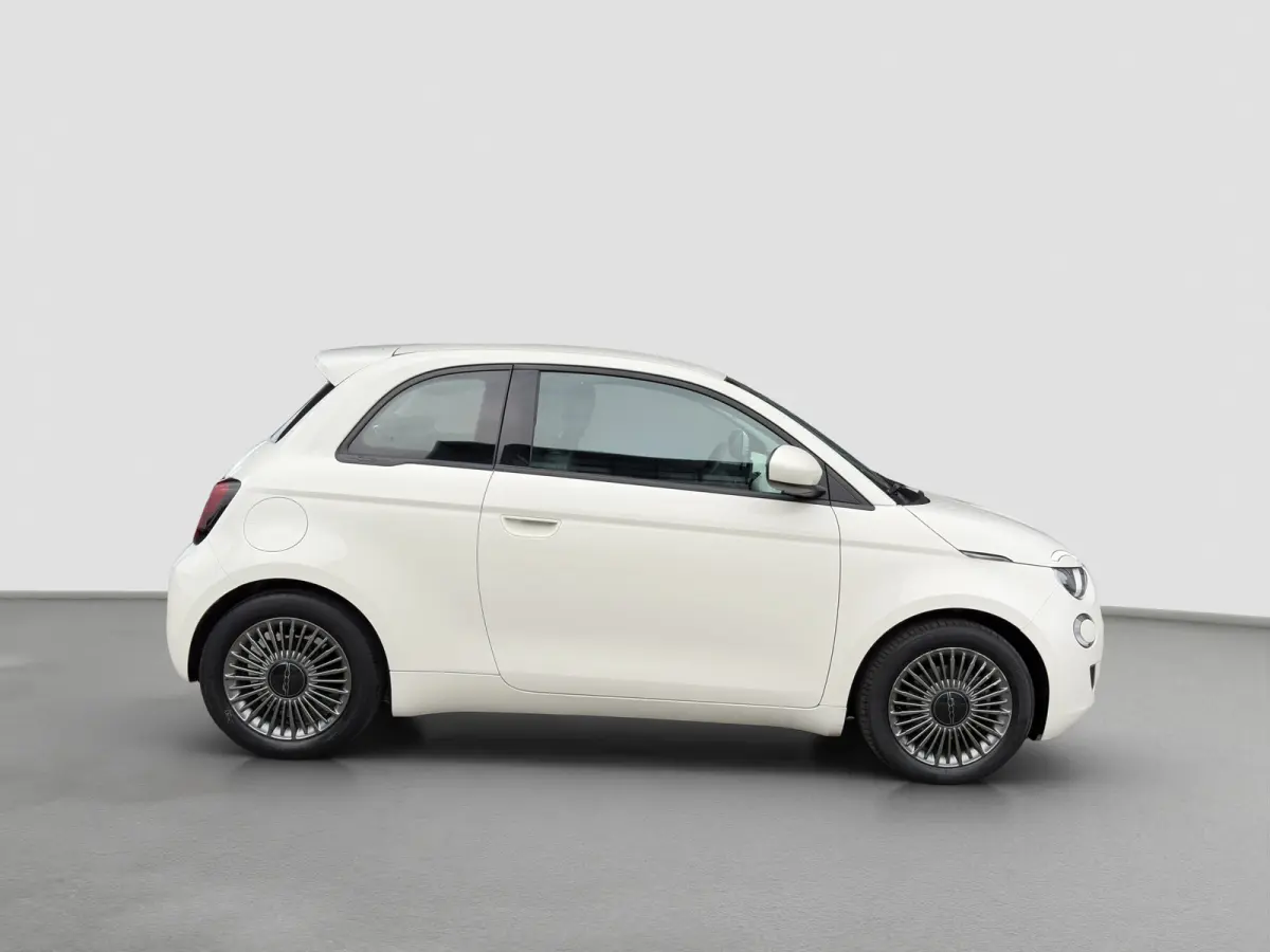 Icon 118pk 42 kWh | SOH 93% |  Navigatie | Climate control | Bluetooth | LM Velgen | Cruise control | Regensensor | Verkeersborddetectie |