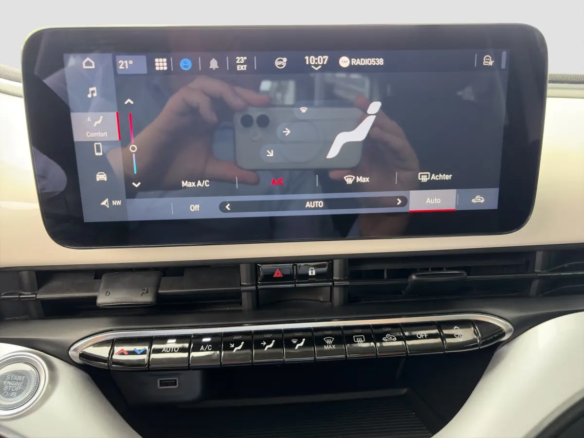 Icon 118pk 42 kWh | SOH 93% |  Navigatie | Climate control | Bluetooth | LM Velgen | Cruise control | Regensensor | Verkeersborddetectie |