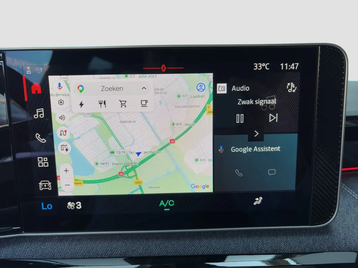 urban range techno 120pk 40 kWh | Camera | Adaptive Cruise Control | Climate Control | 18-inch velgen | Navigatie | Draadloze telefoonlader | Parkeersensoren | Keyless entry |