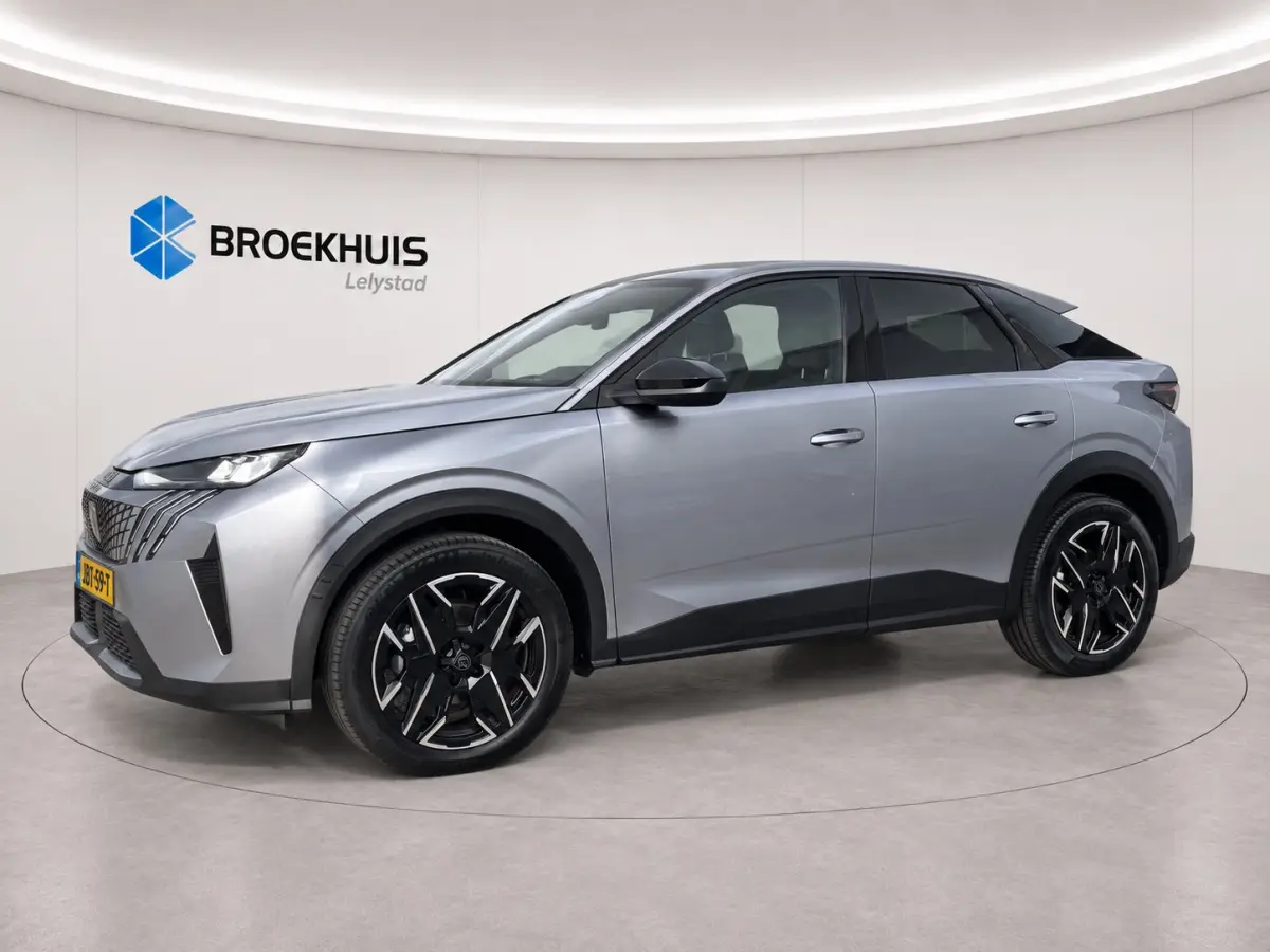 1.2 HYBRID 145PK ALLURE AUTOMAAT / NAVI / LEDER / CLIMA / FULL-LED / 19" LMV / KEYLESS / CAMERA / APPLE CARPLAY / CRUISECONTROL / ORG. NL. !!