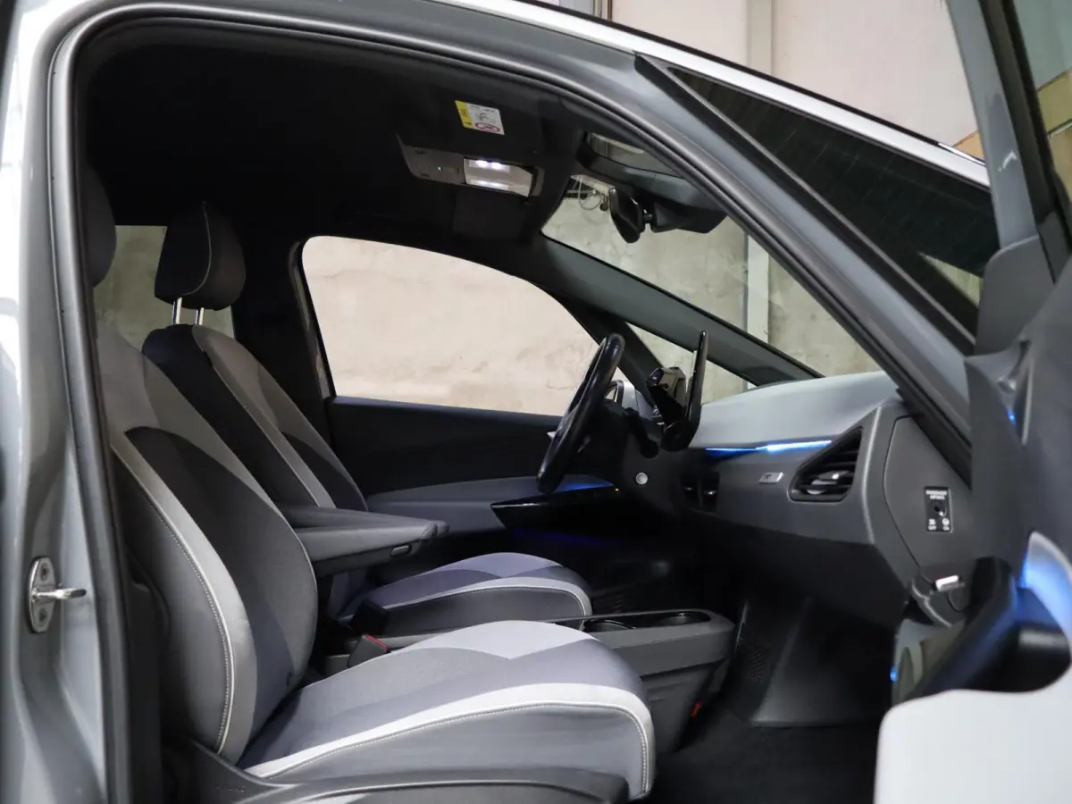 204pk First Plus 58 kWh | SoH 94% | Voorstoelen Verwarmd | Apple Carplay/Android Auto | Adaptive Cruise