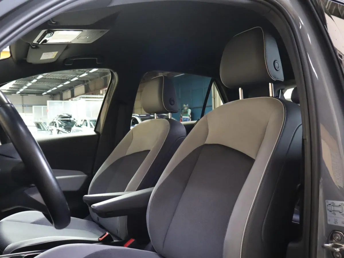 204pk First Plus 58 kWh | SoH 94% | Voorstoelen Verwarmd | Apple Carplay/Android Auto | Adaptive Cruise