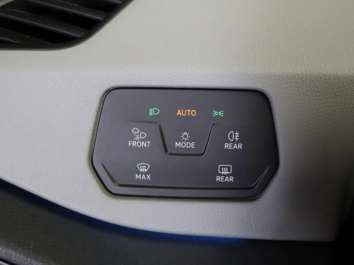 204pk First Plus 58 kWh | SoH 94% | Voorstoelen Verwarmd | Apple Carplay/Android Auto | Adaptive Cruise