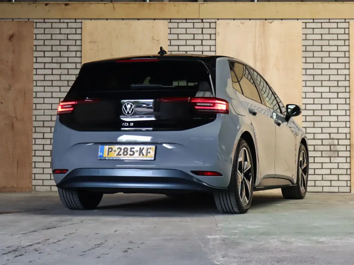 204pk First Plus 58 kWh | SoH 94% | Voorstoelen Verwarmd | Apple Carplay/Android Auto | Adaptive Cruise