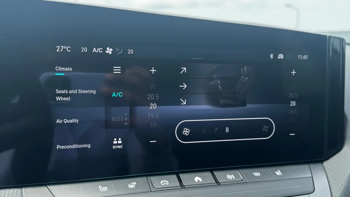 Astra-e Ultimate - | Achteruitrijcamera 180° | Adaptive Cruise control | Apple CarPlay en Android Auto ondersteuning