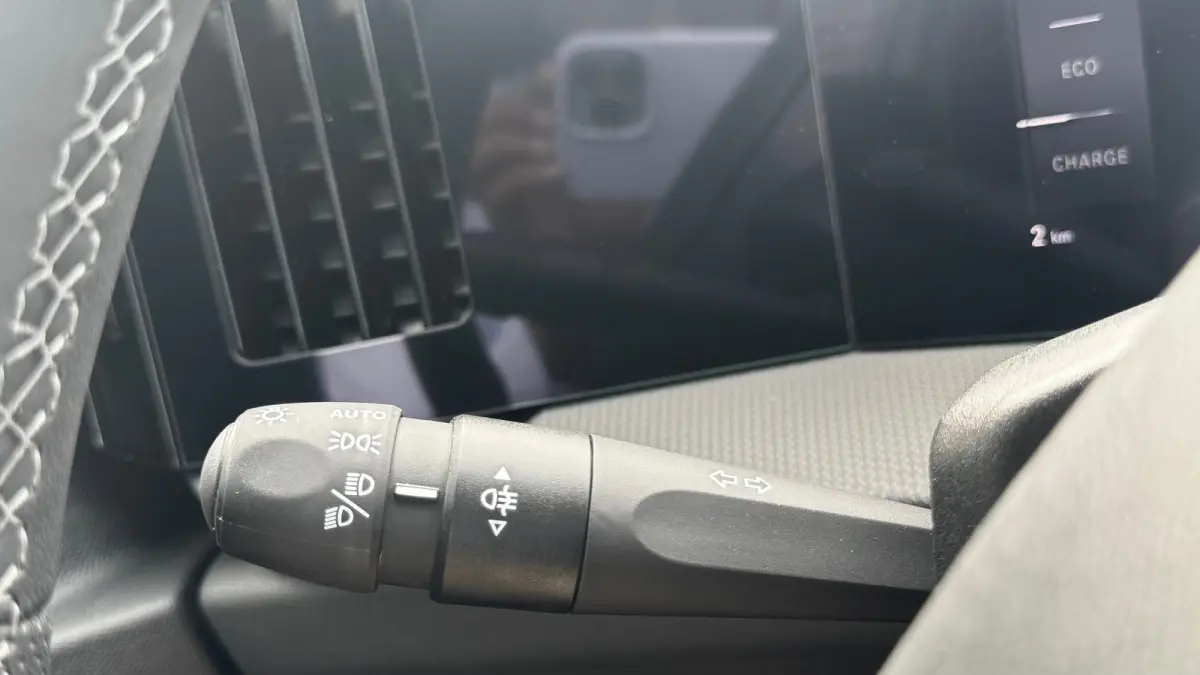 Astra-e Ultimate - | Achteruitrijcamera 180° | Adaptive Cruise control | Apple CarPlay en Android Auto ondersteuning