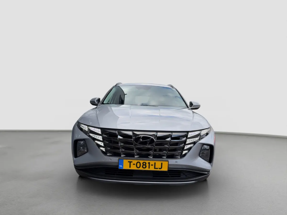 1.6 T-GDI 180pk Automaat MHEV 4WD Premium | Carplay | Camera | Adaptive Cruise | Leder | 19-inch velgen | Handsfree achterklep | Stoelverwaming/ventilatie | Trekhaak | Premium Audio | DAB | 