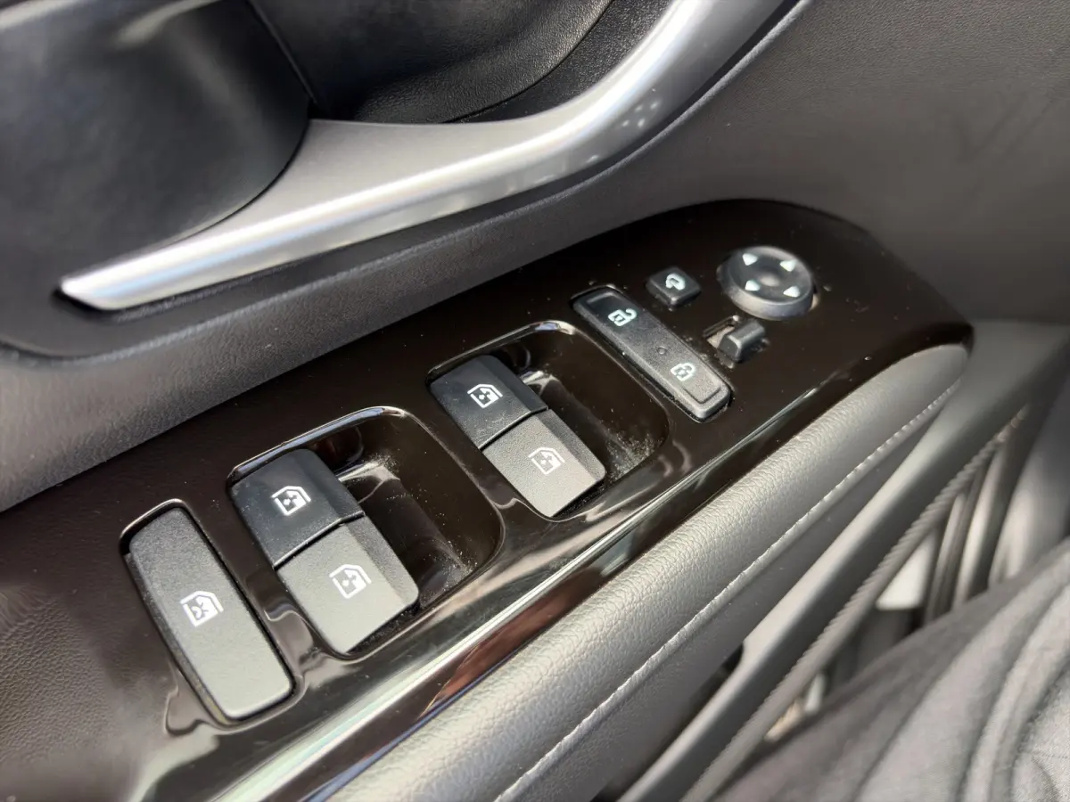 1.6 T-GDI 180pk Automaat MHEV 4WD Premium | Carplay | Camera | Adaptive Cruise | Leder | 19-inch velgen | Handsfree achterklep | Stoelverwaming/ventilatie | Trekhaak | Premium Audio | DAB | 