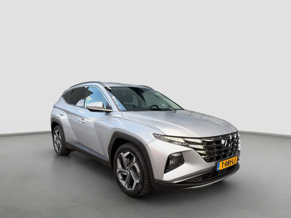 1.6 T-GDI 180pk Automaat MHEV 4WD Premium | Carplay | Camera | Adaptive Cruise | Leder | 19-inch velgen | Handsfree achterklep | Stoelverwaming/ventilatie | Trekhaak | Premium Audio | DAB | 