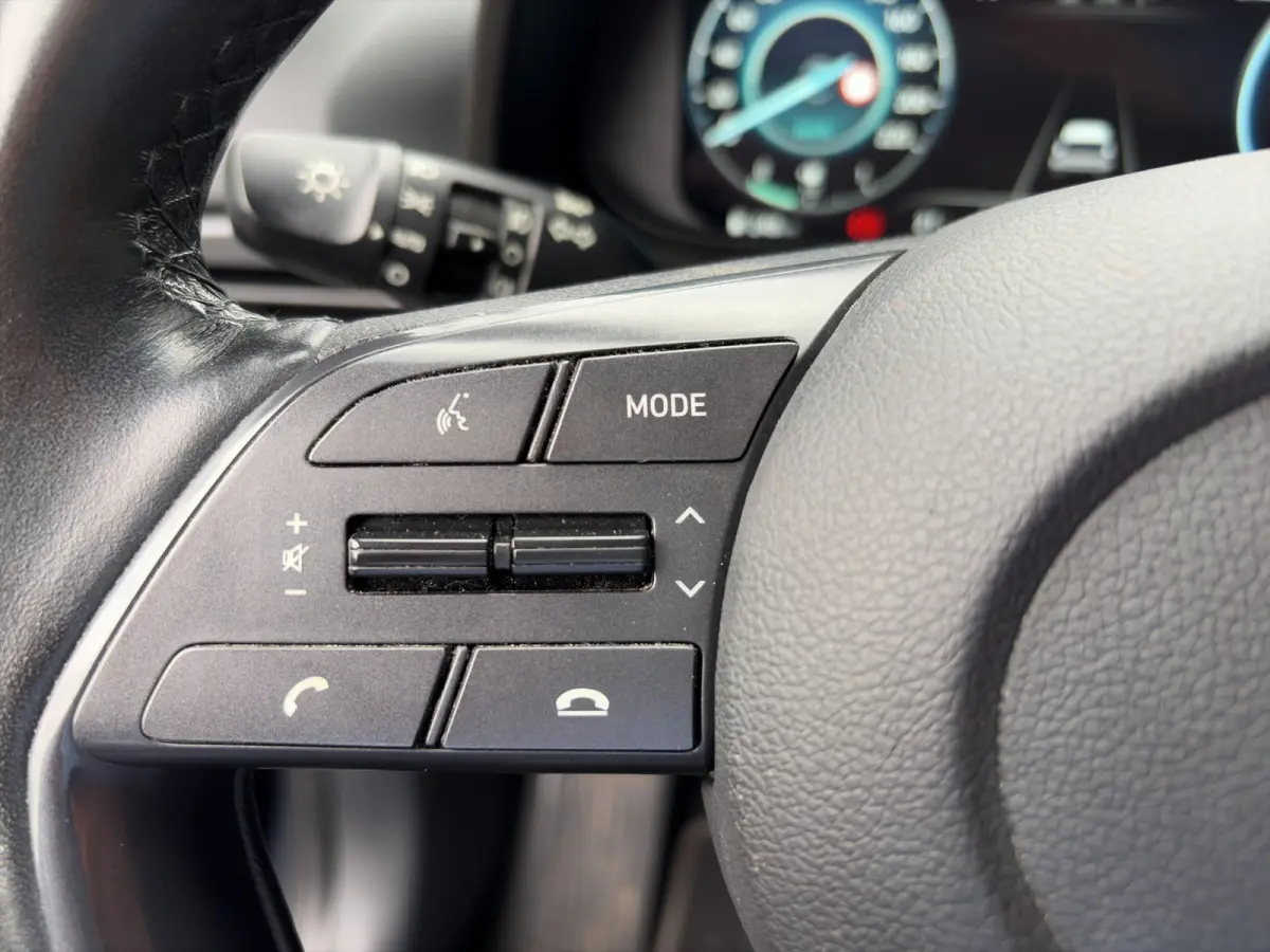 1.0 T-GDI 100pk Premium | Carplay | Climate control | Cruise control | Stoel/stuurverwarming | Camera | Parkeersensoren | DAB | Premium Audio | Lichtmetalen velgen | Navigatie