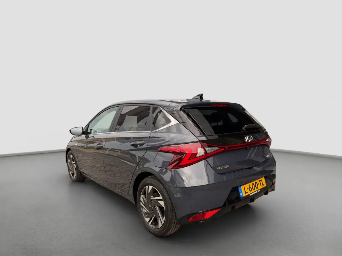 1.0 T-GDI 100pk Premium | Carplay | Climate control | Cruise control | Stoel/stuurverwarming | Camera | Parkeersensoren | DAB | Premium Audio | Lichtmetalen velgen | Navigatie