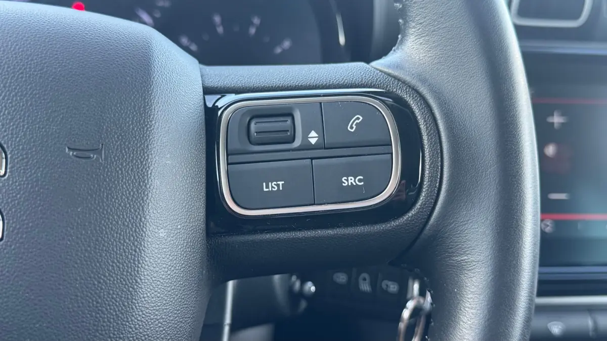1.2 PURETECH 130PK FEEL PACK AUTOMAAT / NAVI / CLIMA / LED / PDC / BLUETOOTH / CRUISECONTROL  !!