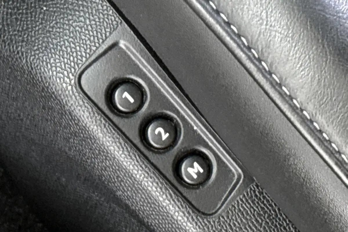 1.6 HYbrid Peugeot Sport Engineered Pano 360 FOCAL Stoelverwarming Memory Keyless PSE