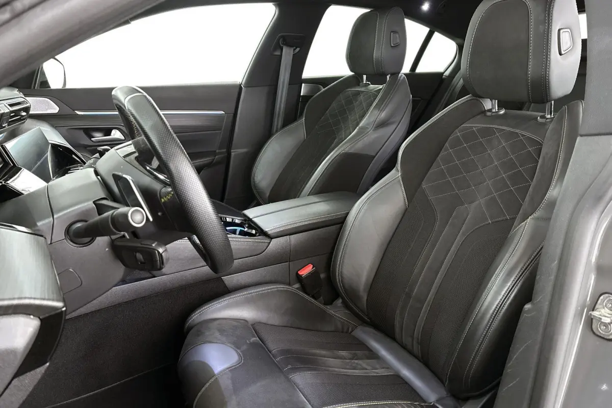 1.6 HYbrid Peugeot Sport Engineered Pano 360 FOCAL Stoelverwarming Memory Keyless PSE