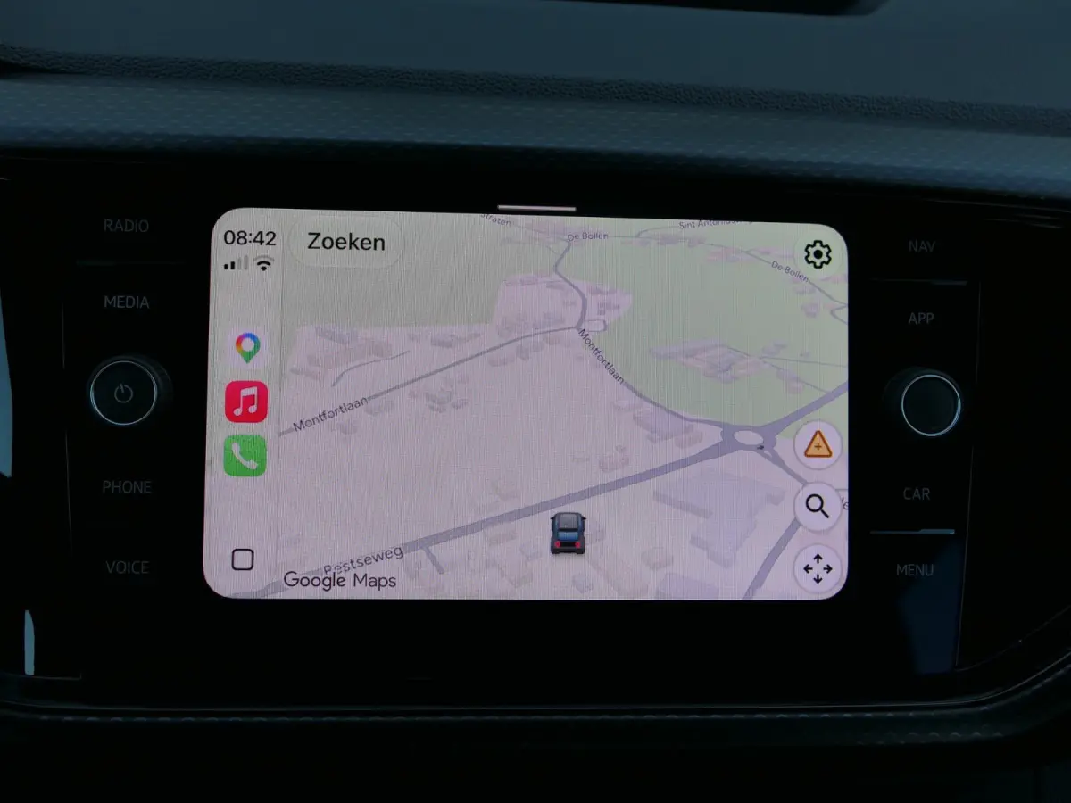 1.0 TSI Life | Apple-/Android Carplay | Adaptive cruise control | Lichtmetalen velgen | DAB | Dealer onderhouden | Multifunctioneel stuurwiel