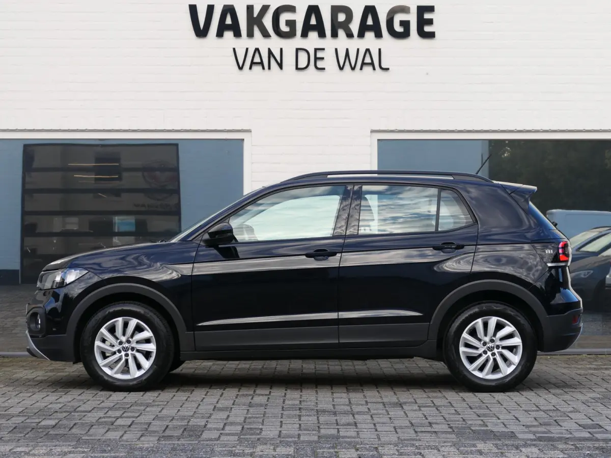 1.0 TSI Life | Apple-/Android Carplay | Adaptive cruise control | Lichtmetalen velgen | DAB | Dealer onderhouden | Multifunctioneel stuurwiel