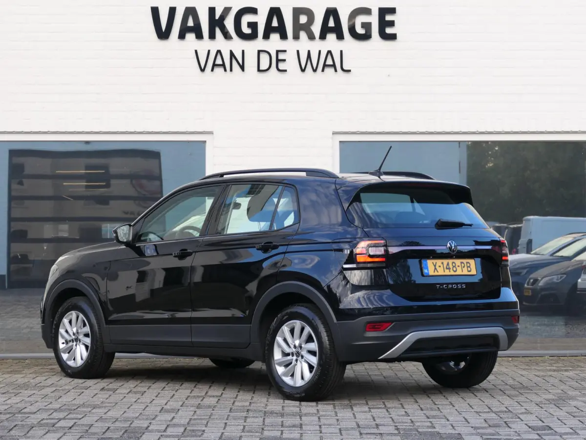 1.0 TSI Life | Apple-/Android Carplay | Adaptive cruise control | Lichtmetalen velgen | DAB | Dealer onderhouden | Multifunctioneel stuurwiel