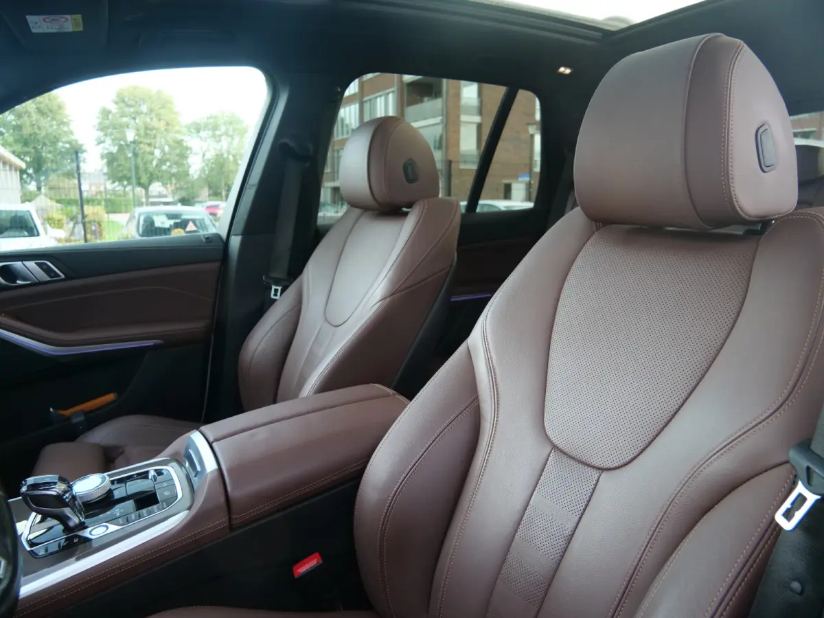 xDrive45e High Executive 394 Pk Automaat Navi / DAB / Apple Carplay / Leer / Trekhaak / Pano-dak