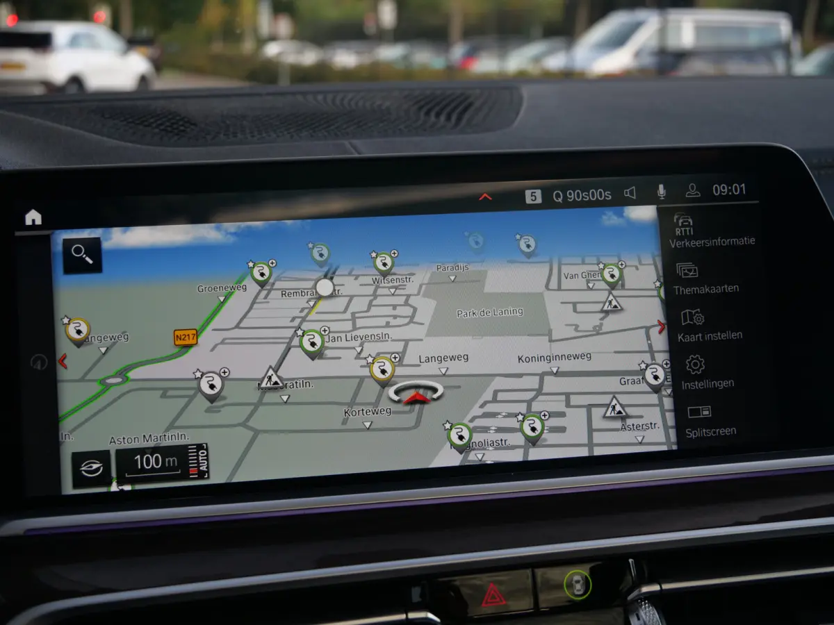 xDrive45e High Executive 394 Pk Automaat Navi / DAB / Apple Carplay / Leer / Trekhaak / Pano-dak