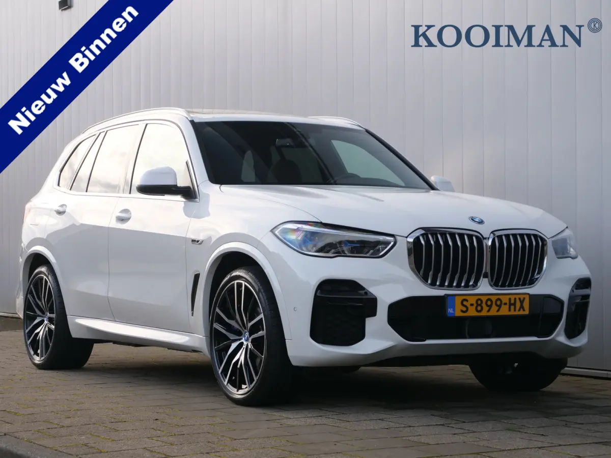 xDrive45e High Executive 394 Pk Automaat Navi / DAB / Apple Carplay / Leer / Trekhaak / Pano-dak