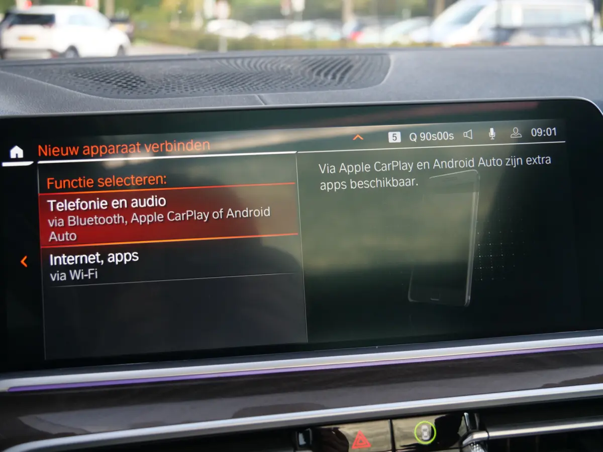 xDrive45e High Executive 394 Pk Automaat Navi / DAB / Apple Carplay / Leer / Trekhaak / Pano-dak