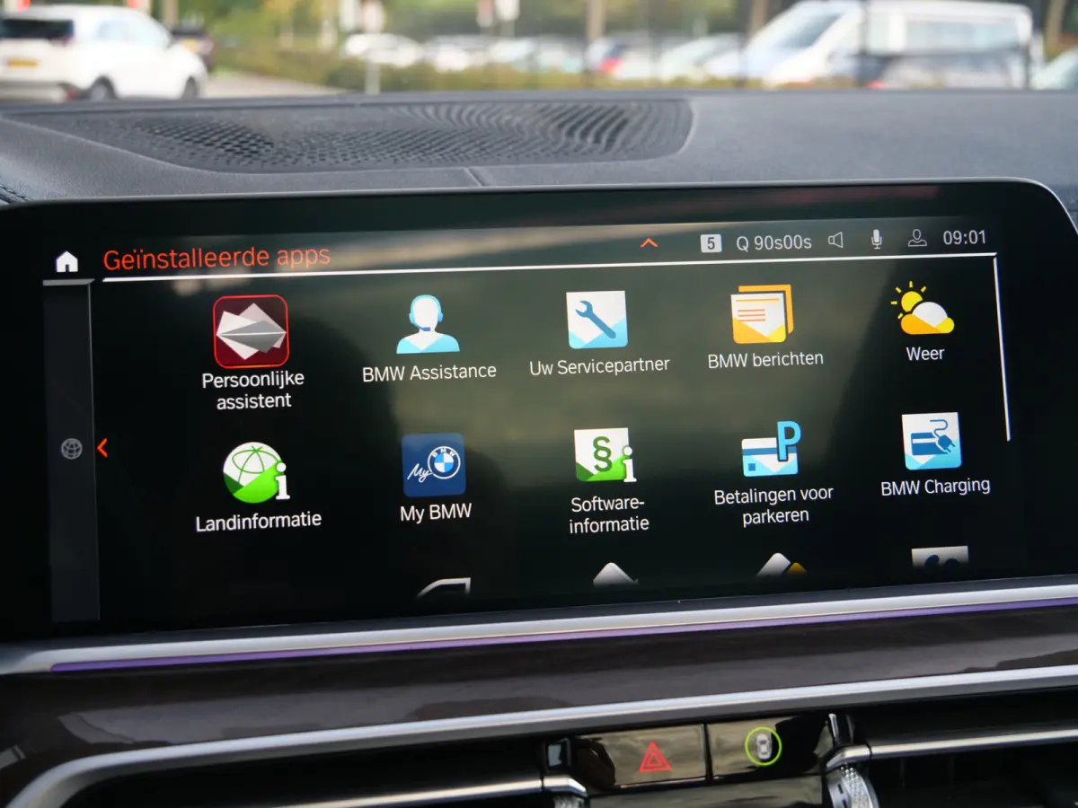 xDrive45e High Executive 394 Pk Automaat Navi / DAB / Apple Carplay / Leer / Trekhaak / Pano-dak