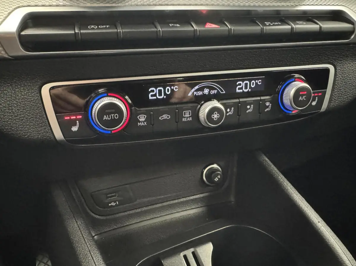 35 TFSI Advanced edition Automaat-Afn.Trekhaak-Adapt.Cr.contr-Carplay-Clima-Virtual-Stoelverwarming-Parkeersensoren-Lm17''velgen