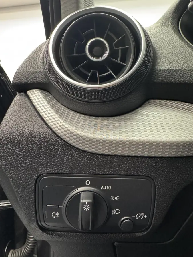 35 TFSI Advanced edition Automaat-Afn.Trekhaak-Adapt.Cr.contr-Carplay-Clima-Virtual-Stoelverwarming-Parkeersensoren-Lm17''velgen