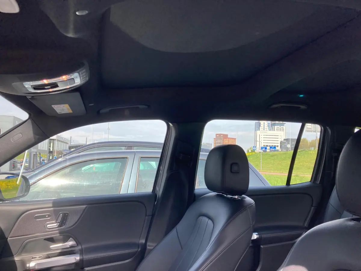 180 Business Solution Luxury 7p. | PANORAMADAK | LEER | STOELVERWARMING | ELEKTRISCHE STOELVERSTELLING MET MEMORY | NAVIGATIE