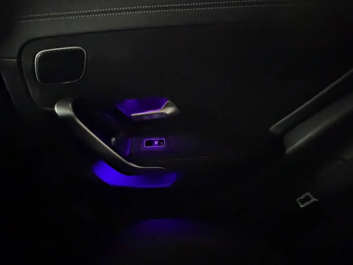 250 e AMG Limited|PANORAMADAK|Burmester|Black Edition|MAT GRIJS