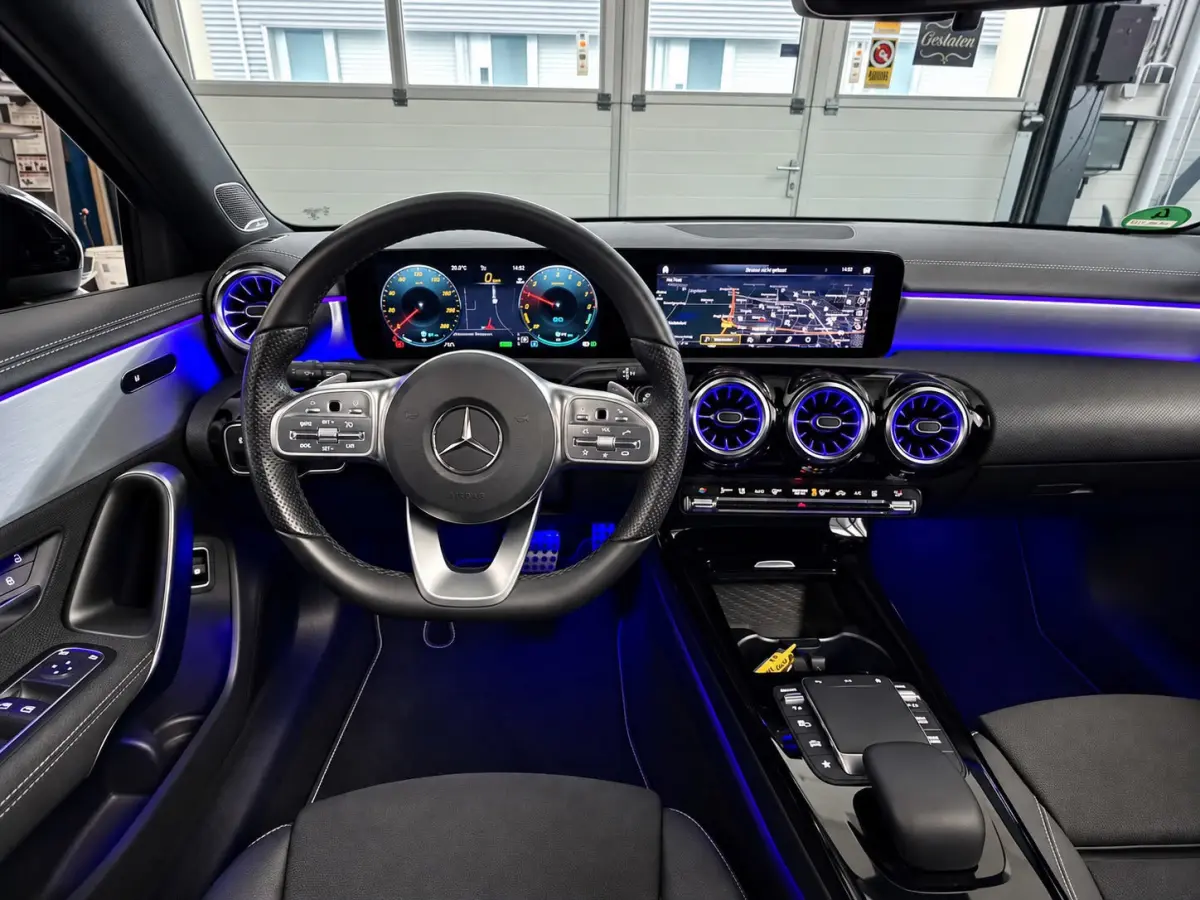 250 e AMG Limited|PANORAMADAK|Burmester|Black Edition|MAT GRIJS
