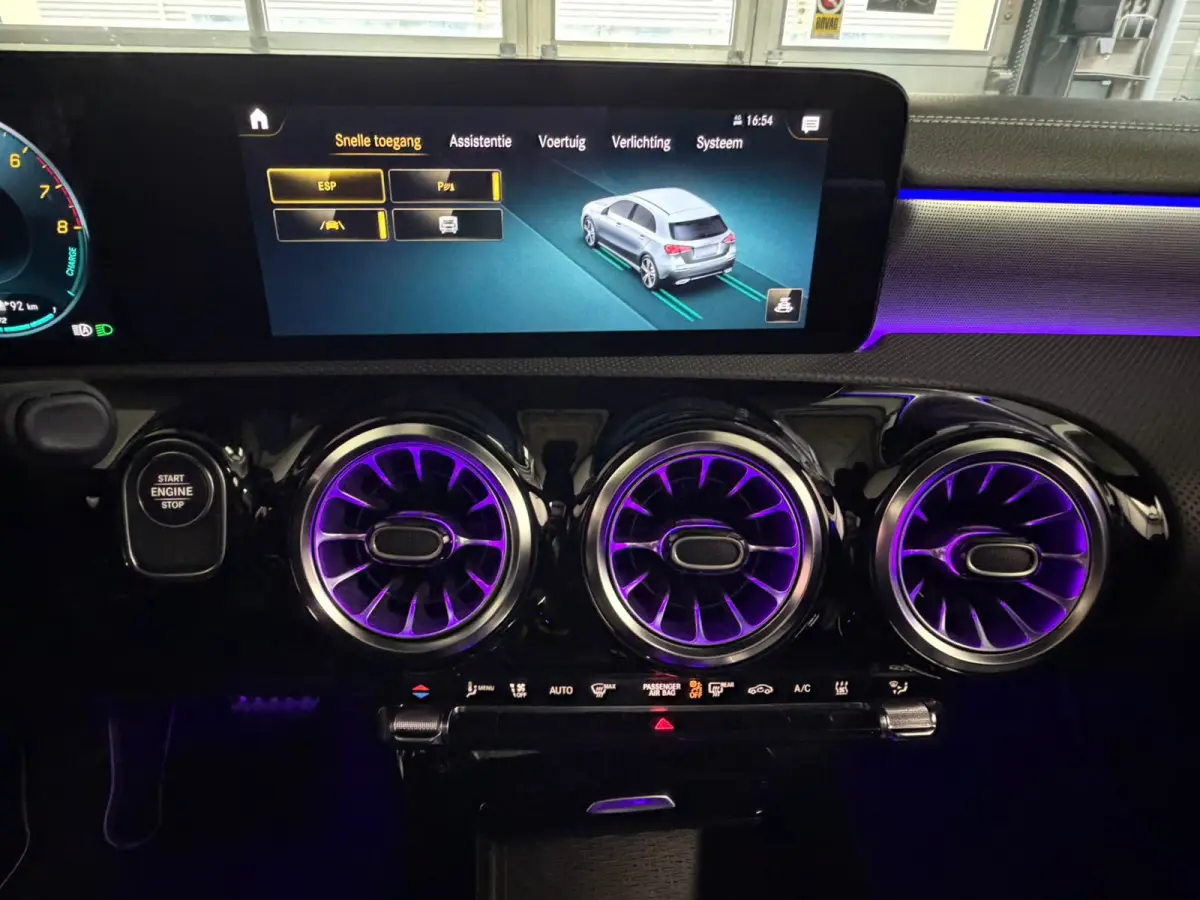 250 e AMG Limited|PANORAMADAK|Burmester|Black Edition|MAT GRIJS