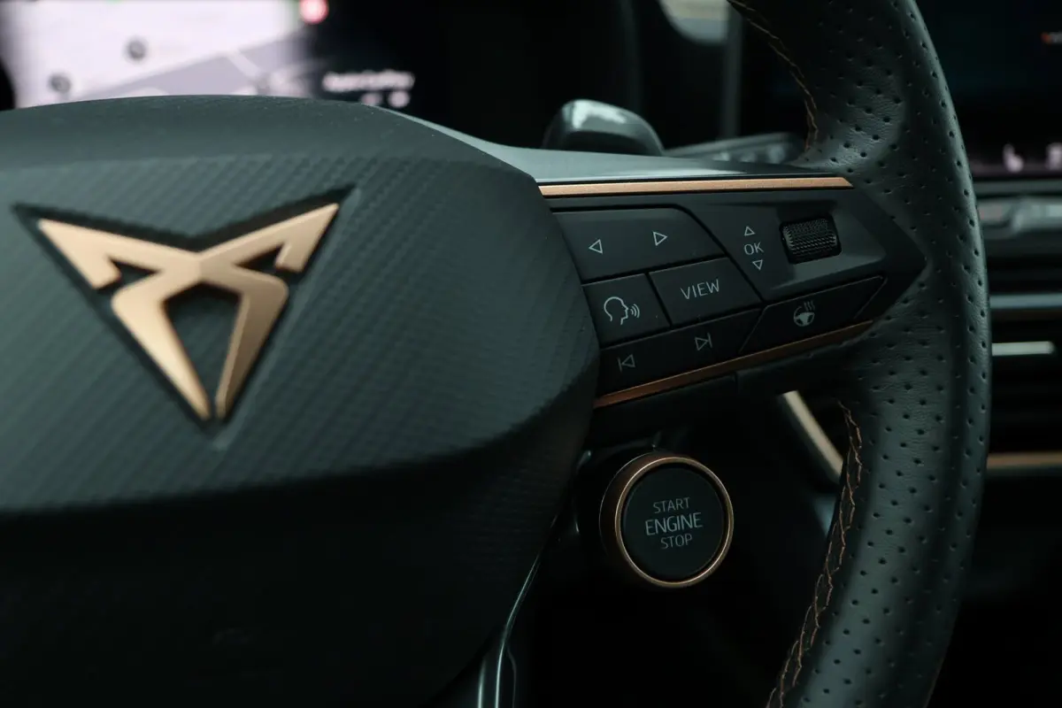 1.5 TSI E-tsi 19 Inch VZ Interrieur Sennheiser Blindspot Alcantara