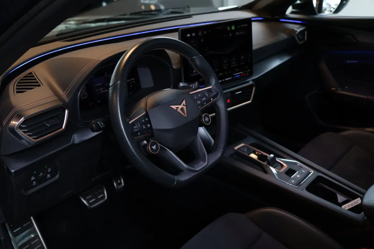 1.5 TSI E-tsi 19 Inch VZ Interrieur Sennheiser Blindspot Alcantara