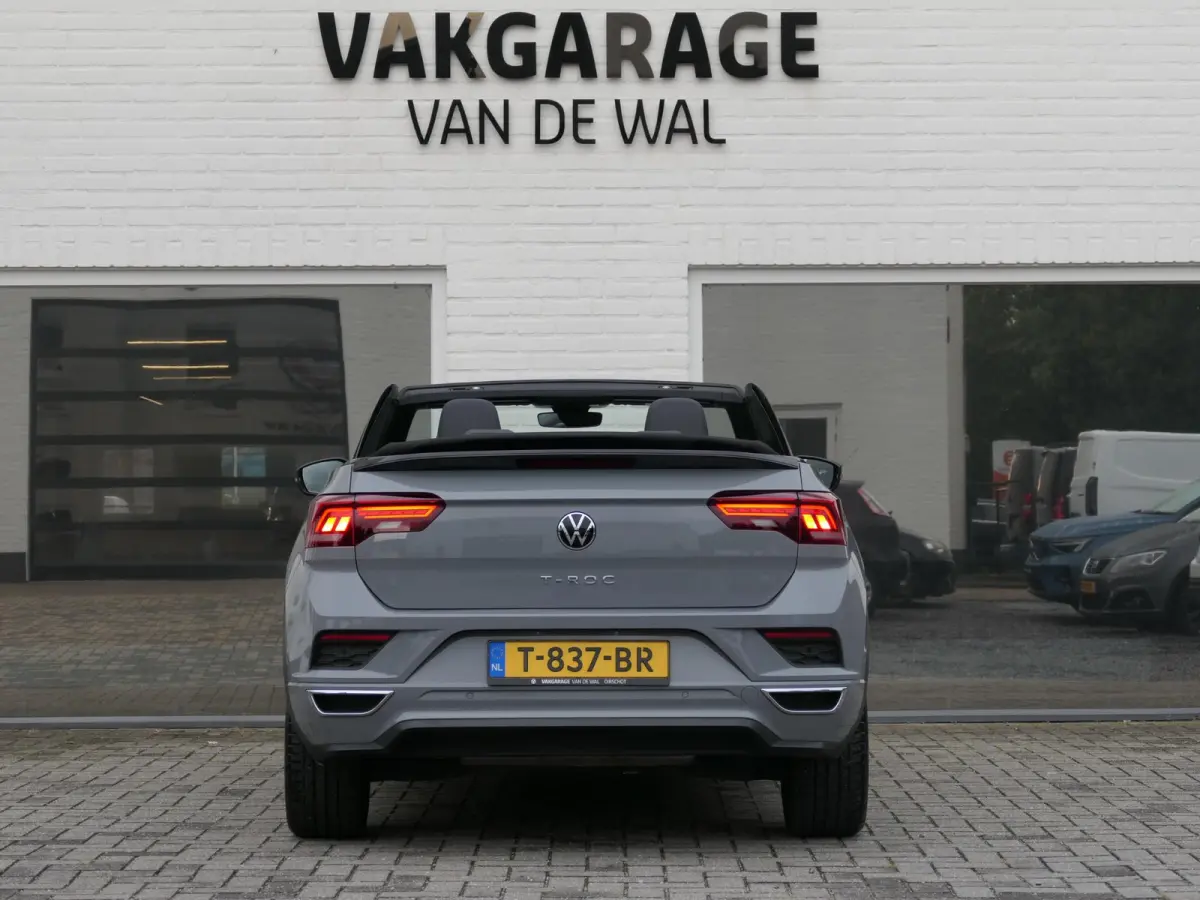 1.5 TSI R-Line | Ruit-leder | BEATS | Apple-/android Carplay | ACC | 19 inch velgen | Stuur-/stoelverwarming | Dodehoek detectie | Keyless | Achteruitrijcamera | Draadloze telefoonlader