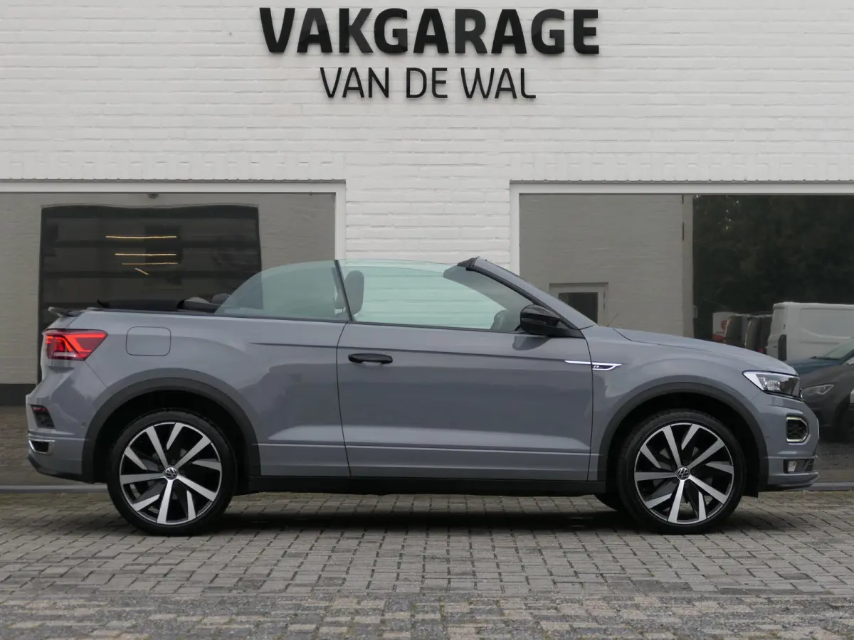 1.5 TSI R-Line | Ruit-leder | BEATS | Apple-/android Carplay | ACC | 19 inch velgen | Stuur-/stoelverwarming | Dodehoek detectie | Keyless | Achteruitrijcamera | Draadloze telefoonlader