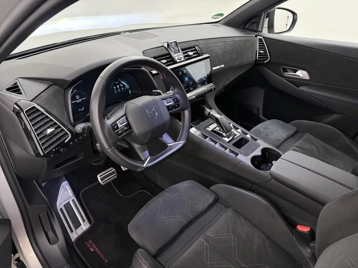 E-Tense Performance Line+ Adap.Cruise/LED/Trekhaak /Navi/Cam/Alcantara