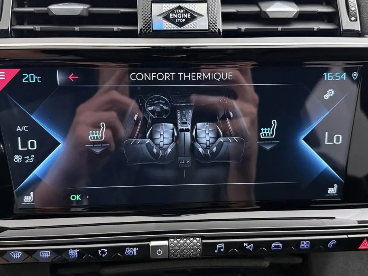 E-Tense Performance Line+ Adap.Cruise/LED/Trekhaak /Navi/Cam/Alcantara