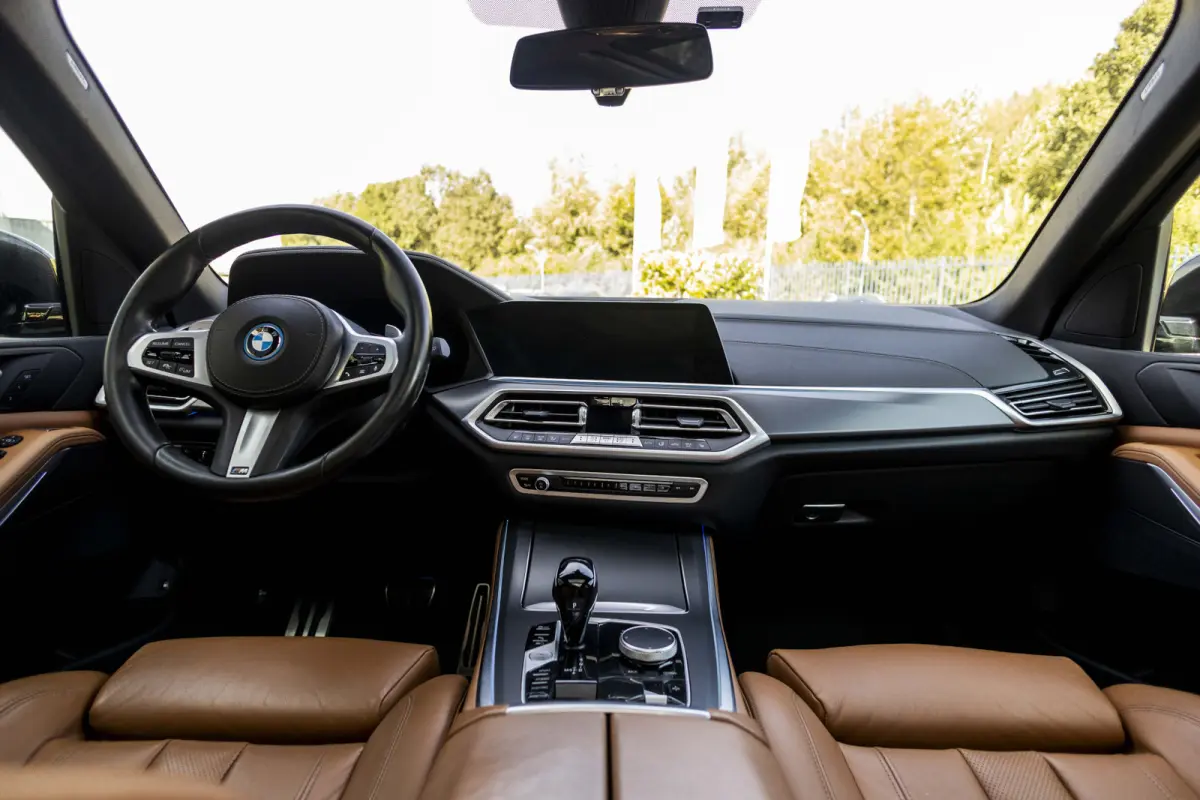 xDrive45e High Executive M-SPORT | Panoramadak | HUD |