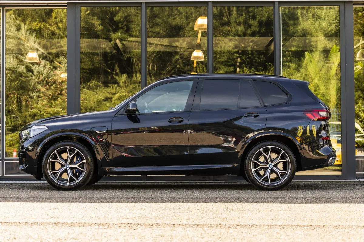 xDrive45e High Executive M-SPORT | Panoramadak | HUD |