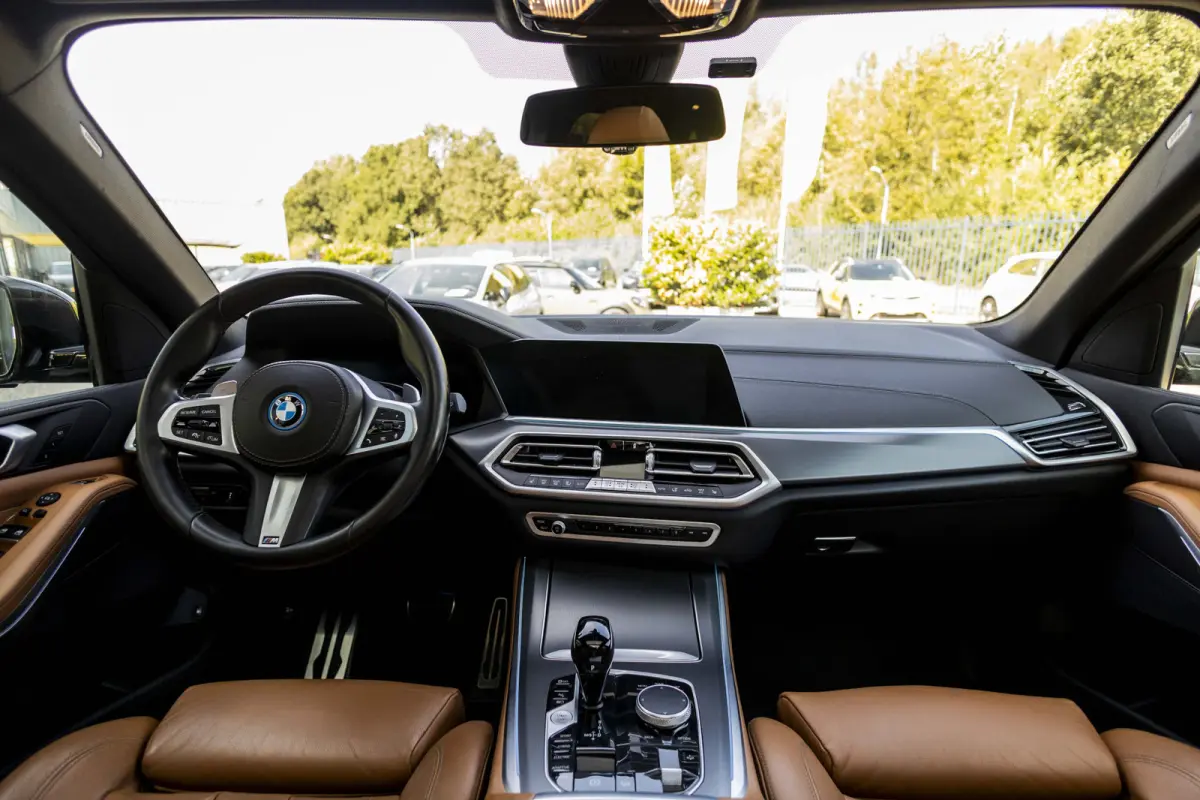 xDrive45e High Executive M-SPORT | Panoramadak | HUD |