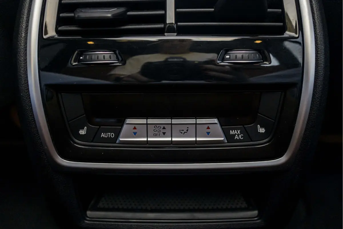 xDrive45e High Executive M-SPORT | Panoramadak | HUD |