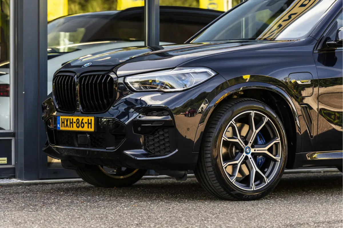 xDrive45e High Executive M-SPORT | Panoramadak | HUD |