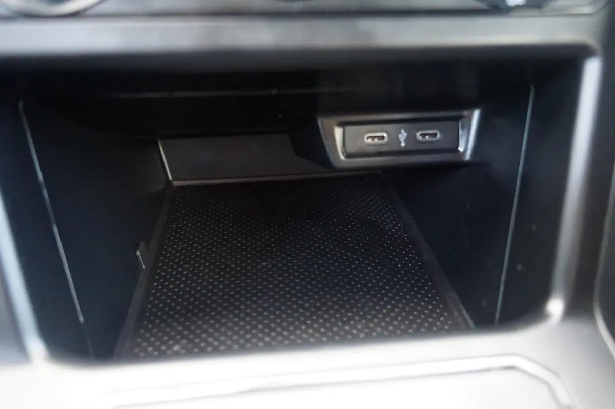 1.0 TSI 95pk Life | Apple Carplay & Android Auto | Airco | Adaptive Cruise