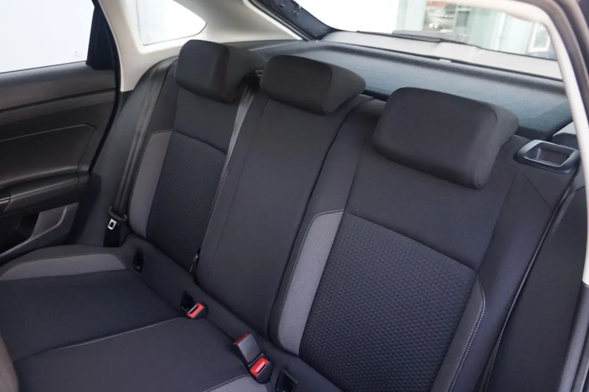 1.0 TSI 95pk Life | Apple Carplay & Android Auto | Airco | Adaptive Cruise
