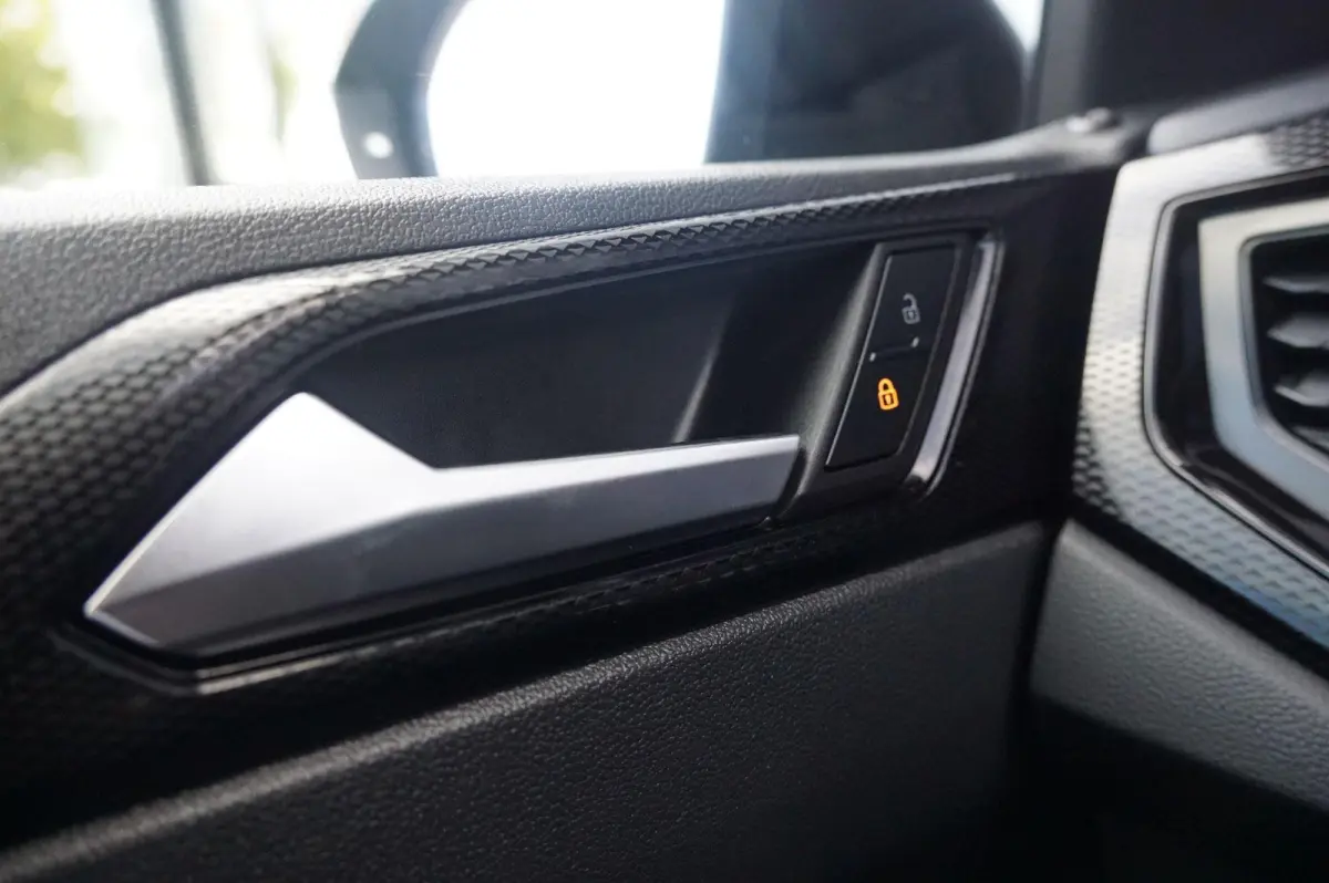 1.0 TSI 95pk Life | Apple Carplay & Android Auto | Airco | Adaptive Cruise