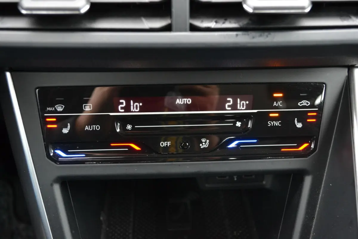 1.0 TSI LifeBusiness Stoelverwarming/Acc/Pdc