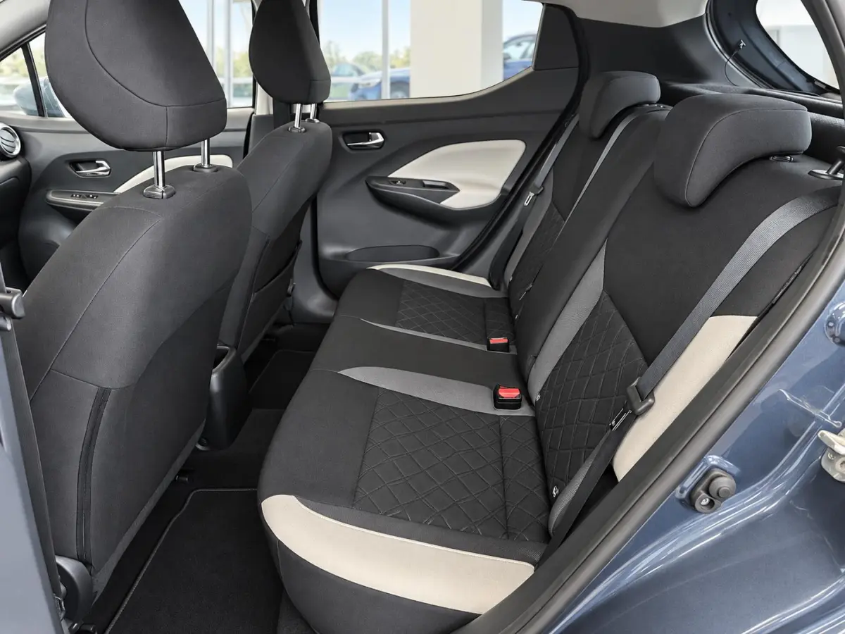 1.0 IG-T N-Connecta 101pk Camera Navigatie Apple Carplay Android Auto LED Koplampen Cruise Control Parkeersensoren Climate Control