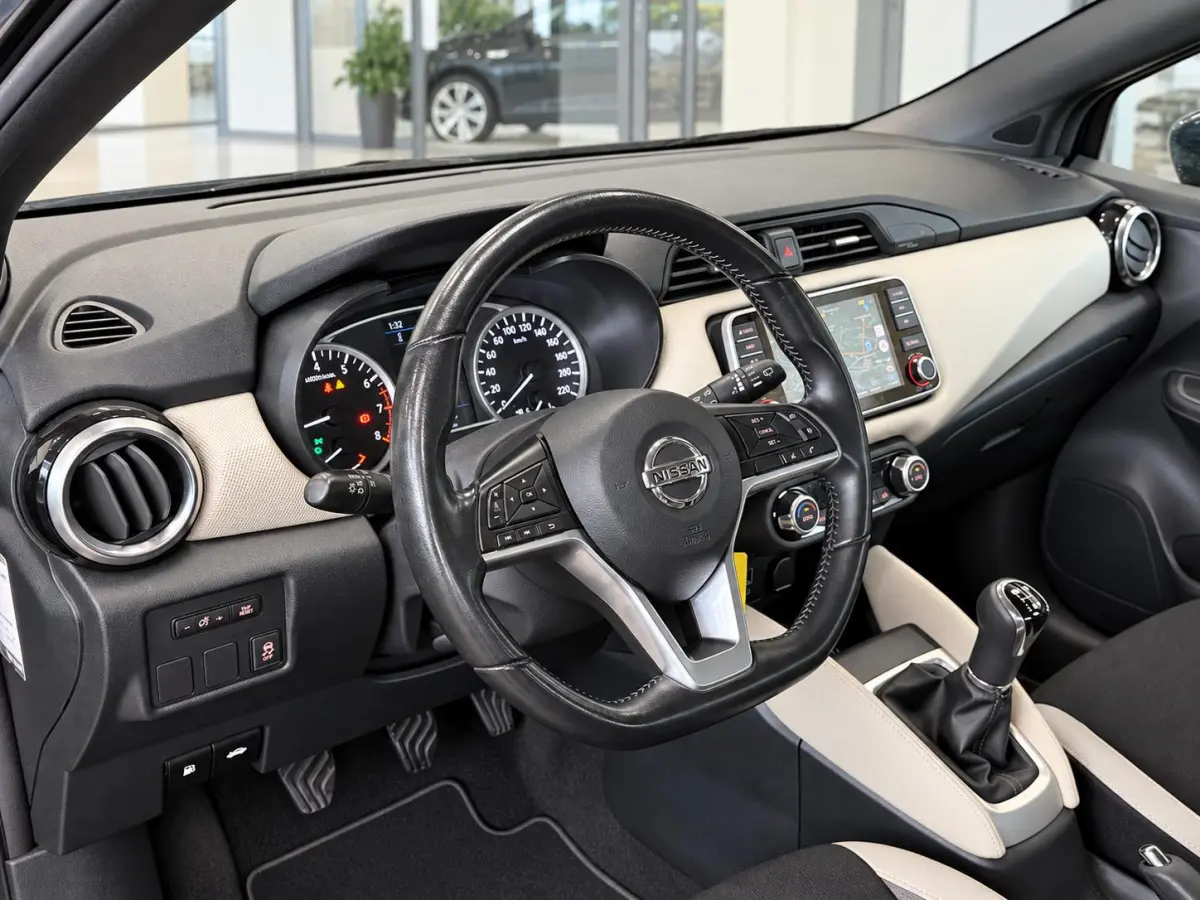 1.0 IG-T N-Connecta 101pk Camera Navigatie Apple Carplay Android Auto LED Koplampen Cruise Control Parkeersensoren Climate Control